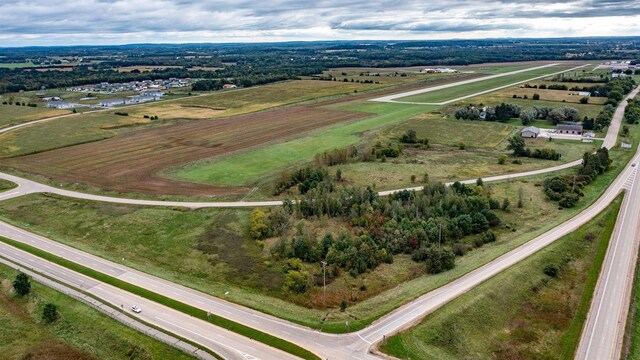 Runway Dr, Waupaca, WI 54981