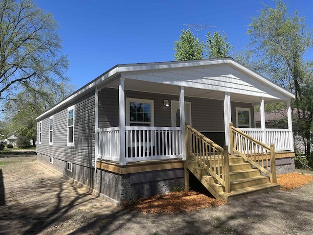 409 S Linden St, Adams, WI 53910 - manufactured / mobile home with covered porch