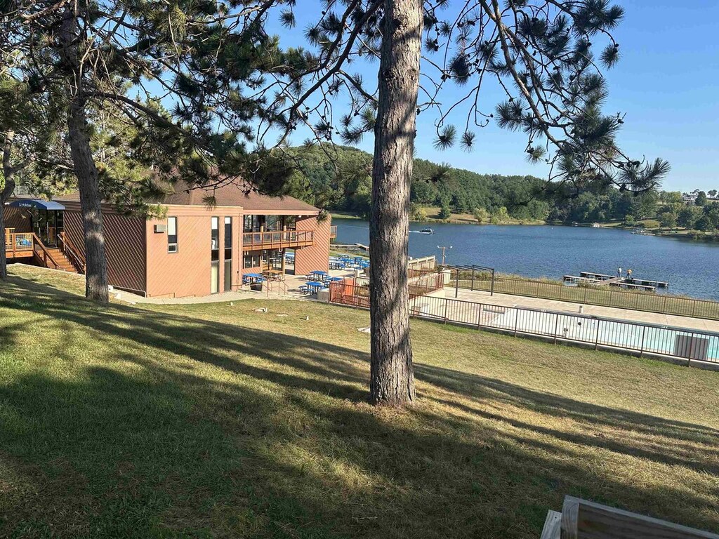 2919 Gatling Ct, La Valle, WI 53941