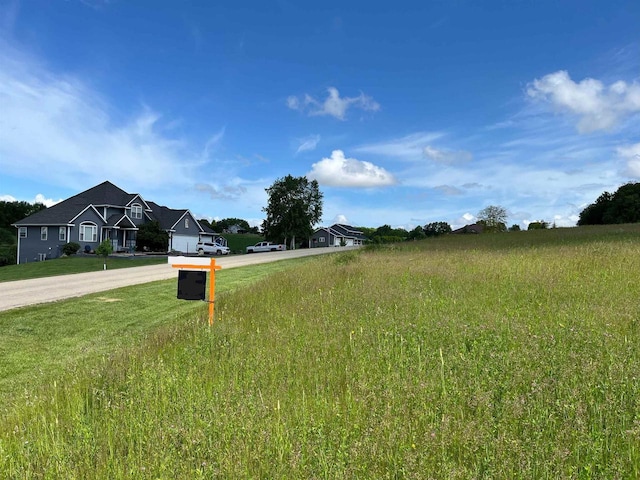 Listing photo 2 for LOT17 Pembridge Trl, Monroe WI 53566