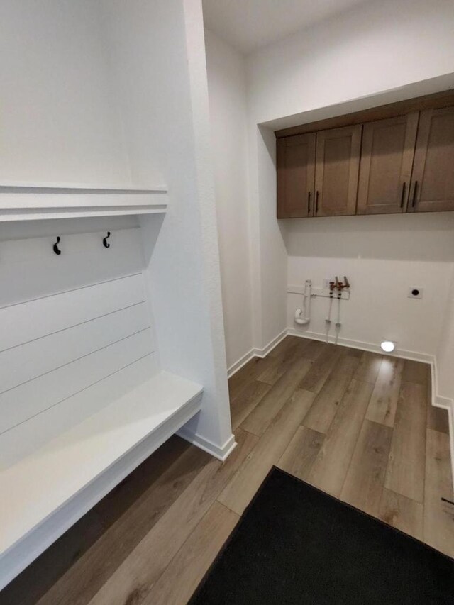 485 Chapman Farm Blvd, Mukwonago, WI 53149 - mudroom with wood finished floors and baseboards