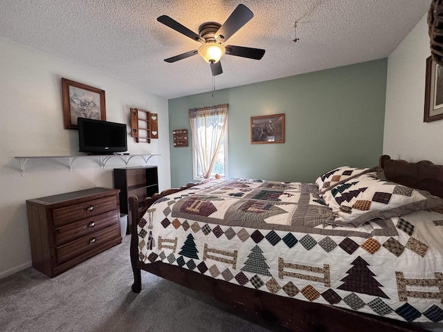 bedroom with light carpet, a textured ceiling, and ceiling fan