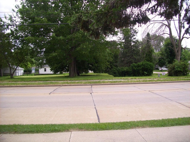 Listing photo 2 for E Murdock Ave, Oshkosh WI 54901