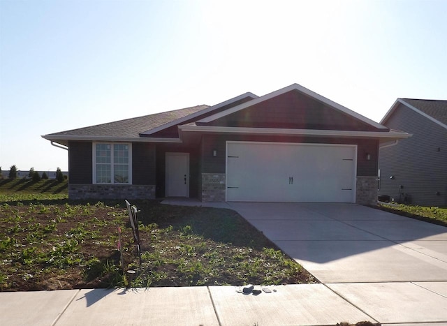 single story home featuring a garage