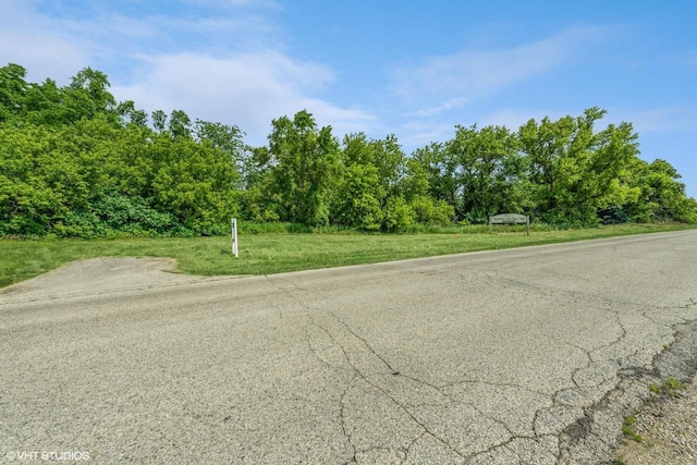 Listing photo 3 for LT1 Wisconsin St, Walworth WI 53184