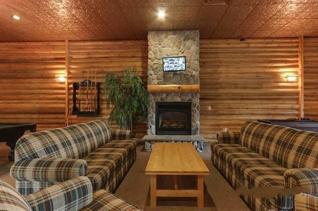 W5527 32nd St, New Lisbon, WI 53950