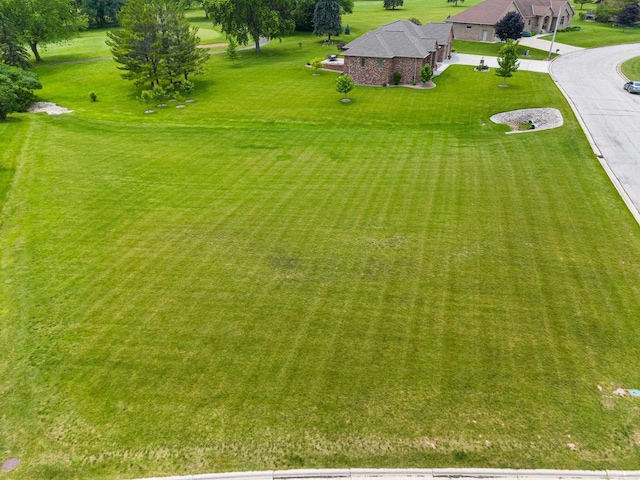 Listing photo 2 for Fairway Dr, Luxemburg WI 54217