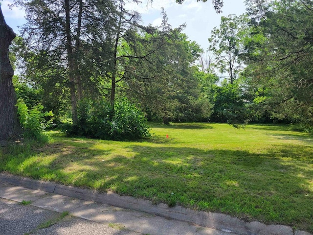 Listing photo 3 for 700 E Edgewater St, Portage WI 53901