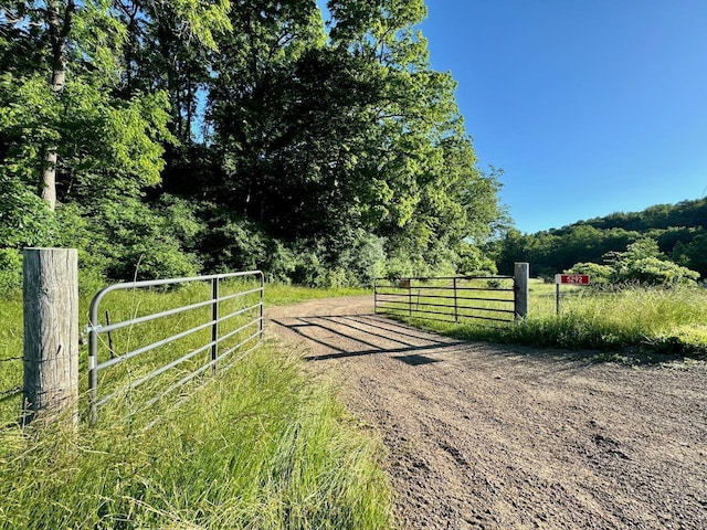 5292 Stenner Hill Rd, Boscobel, WI 53805