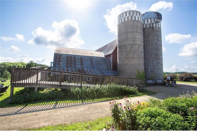 view of building exterior