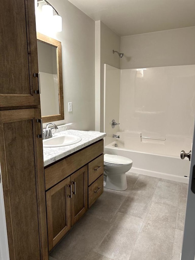 N9248 Constellation Dr, Appleton, WI 54915 - bathroom with vanity and bathing tub / shower combination