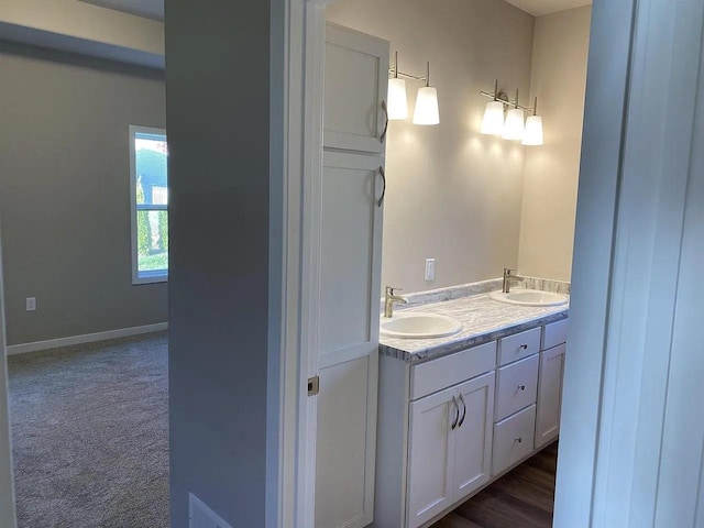 bathroom with vanity