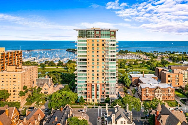 bird's eye view with a water view