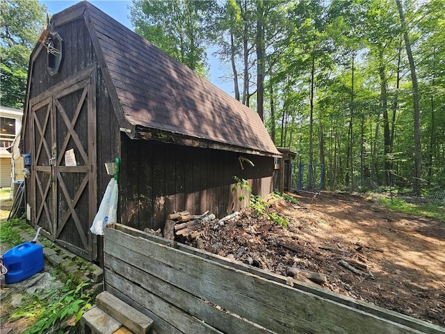 view of outbuilding