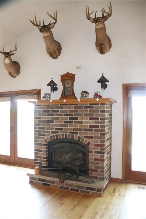 interior details featuring hardwood / wood-style flooring