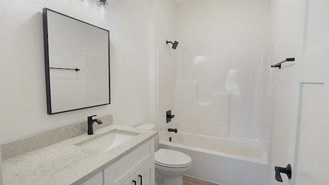 716 Kelsey Rd, Beloit, WI 53511 - full bathroom with toilet, washtub / shower combination, and vanity