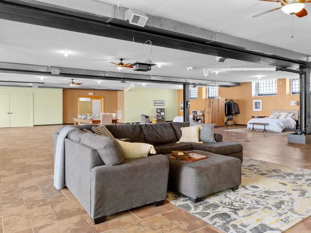 834 N Water St, Sheboygan, WI 53081 - living room with ceiling fan