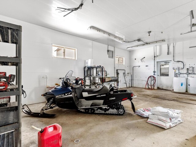 W7031 Hickory Ln, Elkhart Lake, WI 53020 - view of garage
