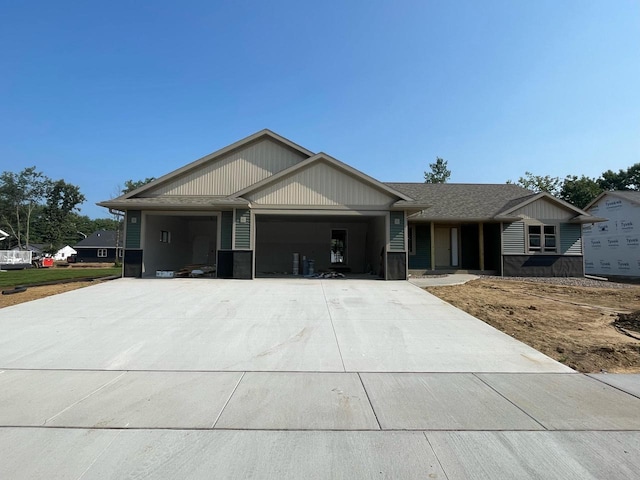 view of front of house with a garage