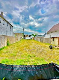 2685 S 7th St, Milwaukee WI, 53215 land for sale