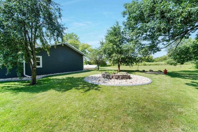 W12203 State Road 23, Ripon, WI 54971 - view of yard
