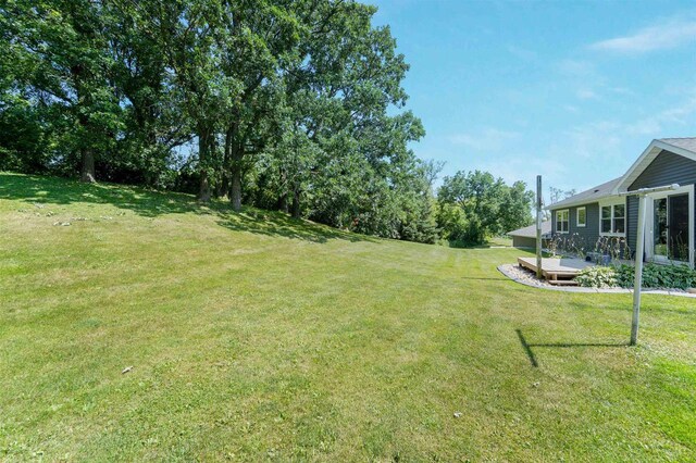 W12203 State Road 23, Ripon, WI 54971 - view of yard