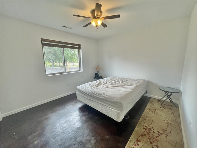 bedroom featuring ceiling fan