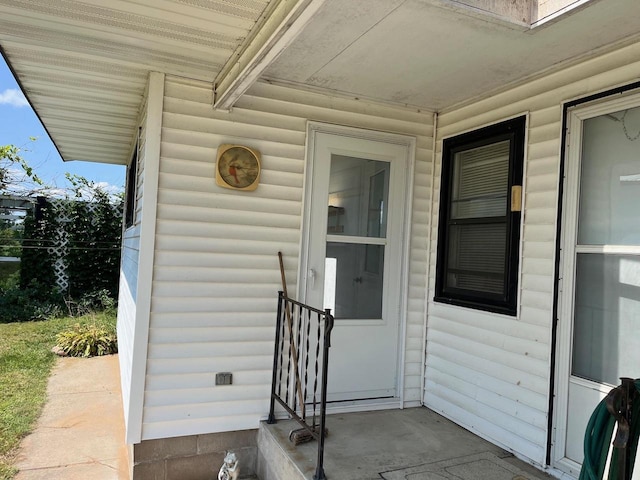 view of property entrance