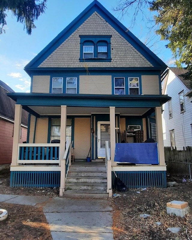 view of front of house with a porch