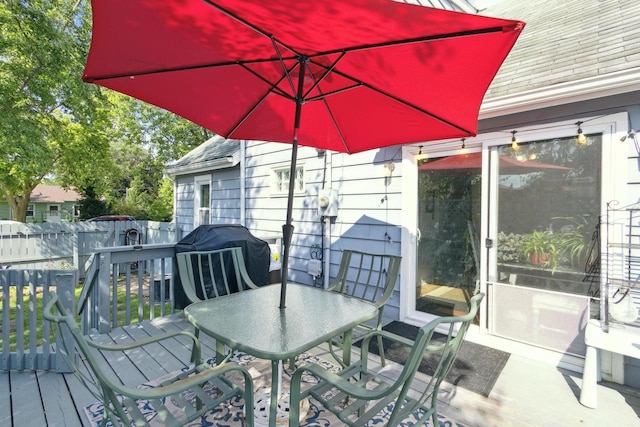 view of wooden deck