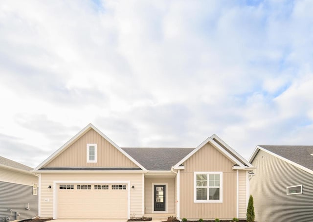 view of front facade with a garage