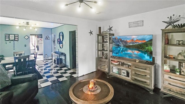 living room featuring ceiling fan