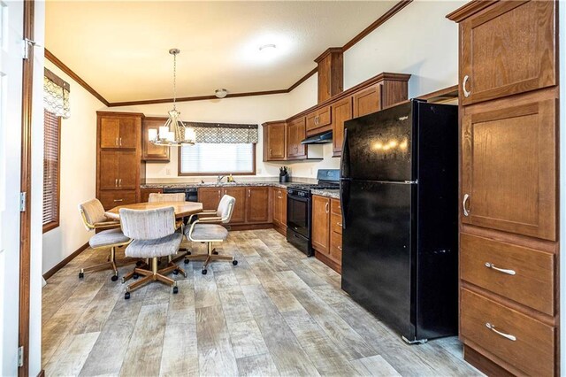 kitchen with a notable chandelier, black appliances, crown molding, light hardwood / wood-style flooring, and decorative light fixtures