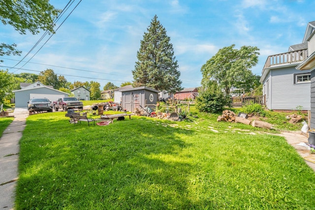 view of yard with a storage unit