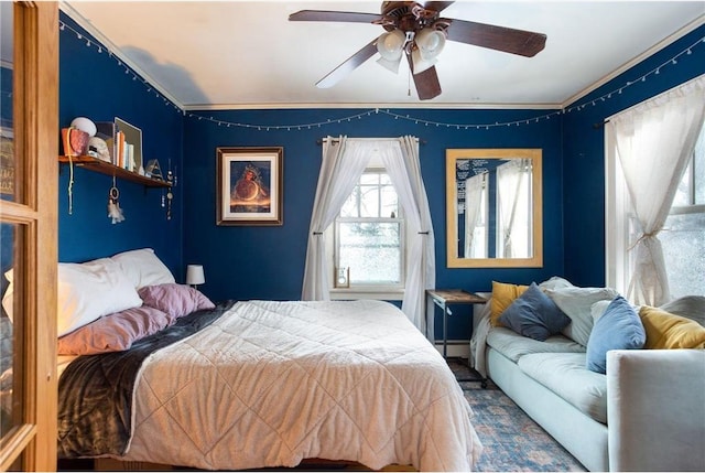 bedroom with ceiling fan