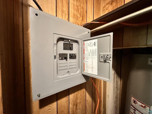 1118 Prentice Ave, Ashland, WI 54806 - utilities featuring electric panel and gas water heater