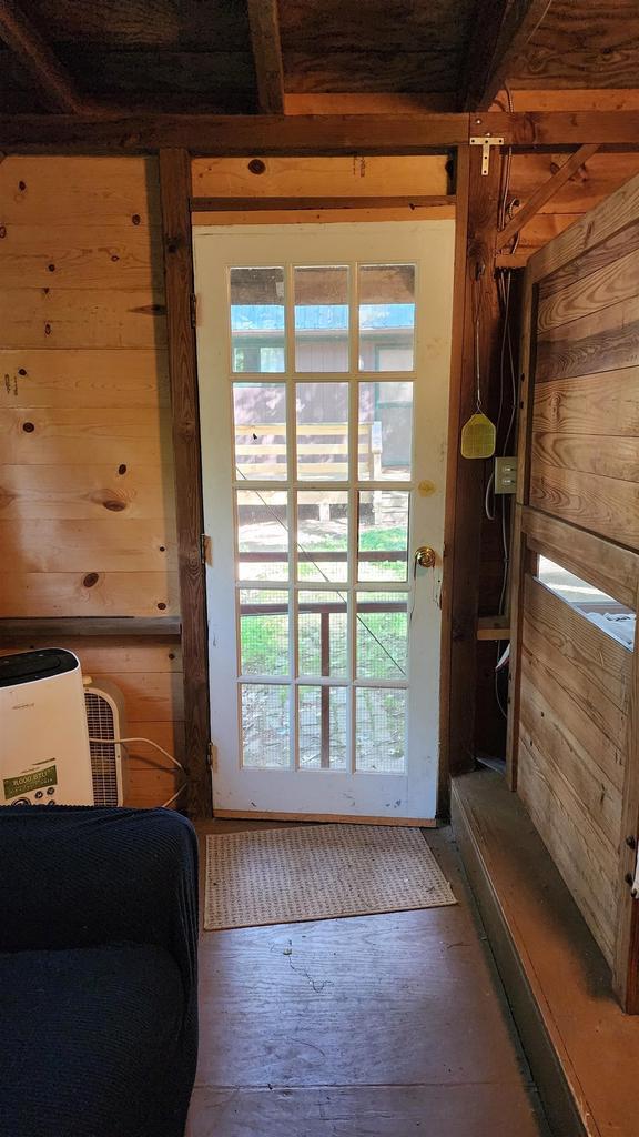 N697 County Rd N, Neshkoro, WI 54960 - view of doorway
