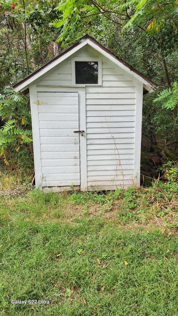 N697 County Rd N, Neshkoro, WI 54960 - view of shed