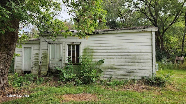 N697 County Rd N, Neshkoro, WI 54960 - view of outbuilding with an outdoor structure