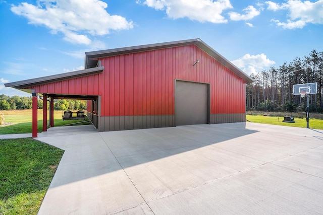 garage with a lawn