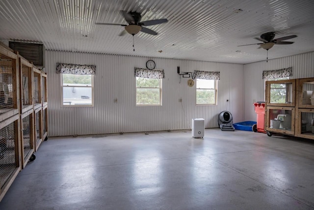 garage with ceiling fan