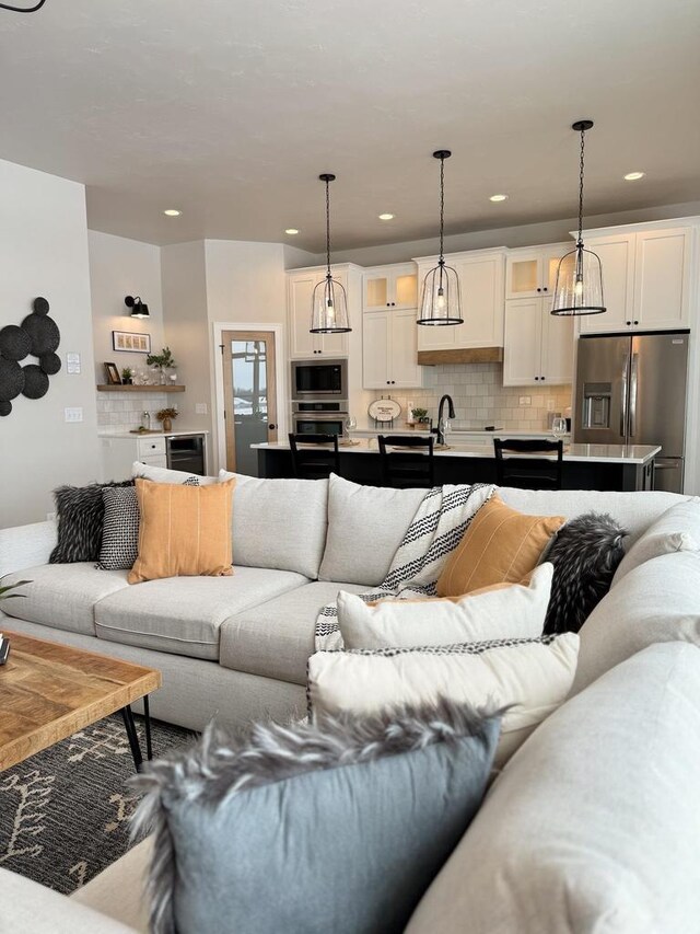 5090 N Cobble Creek Dr, Grand Chute, WI 54913 - living area with wine cooler and recessed lighting