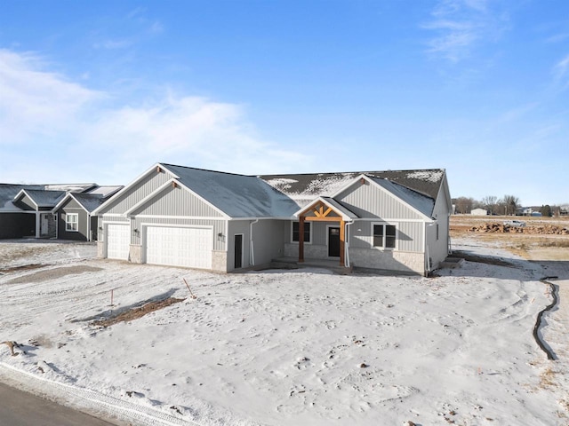 view of front of house featuring a garage