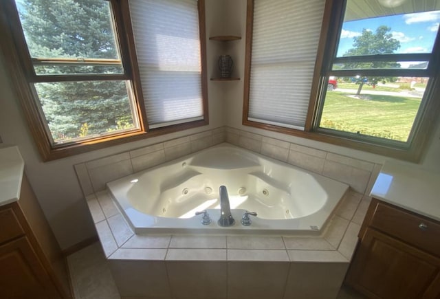 bathroom with tiled tub