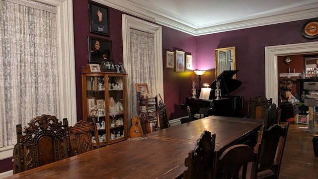 dining room featuring ornamental molding