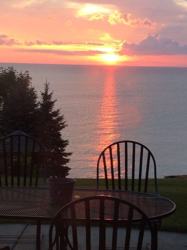 7001 Novak Rd, Racine, WI 53402 - water view