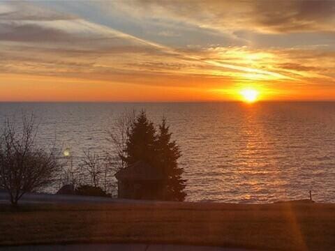 7001 Novak Rd, Racine, WI 53402 - water view