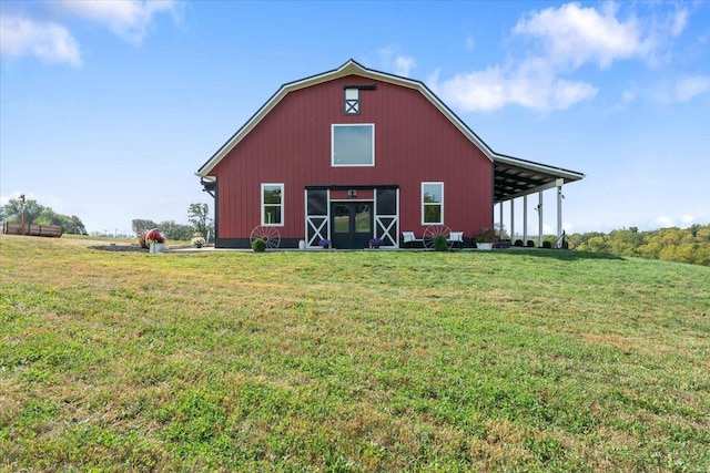 exterior space with a lawn