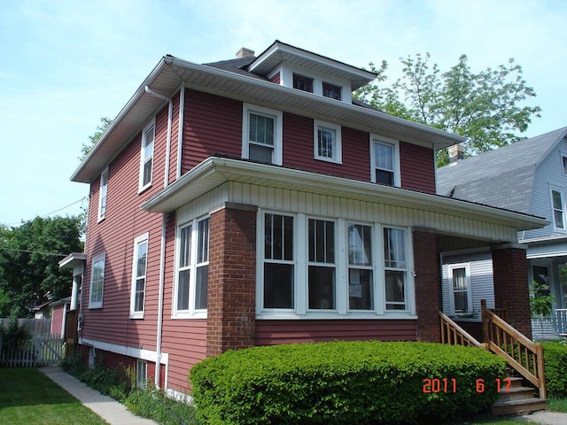 view of front of home