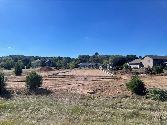 view of yard featuring a rural view